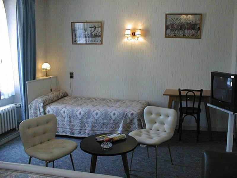 Hotel De Paris โปลิญญี ภายนอก รูปภาพ